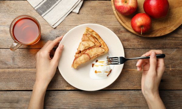6 λόγοι που θέλουμε να τρώμε γλυκό μετά το φαγητό
