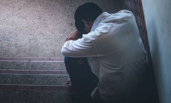 Κατάθλιψη: Γιατί στους μισούς πάσχοντες δεν λειτουργούν τα αντικαταθλιπτικά
