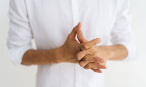 Τι πρέπει να ξέρετε για τους ήχους που κάνουν οι αρθρώσεις σας