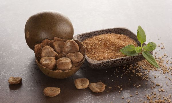 Monk fruit: Το υποκατάστατο ζάχαρης με μηδέν θερμίδες - Τι θέλει προσοχή