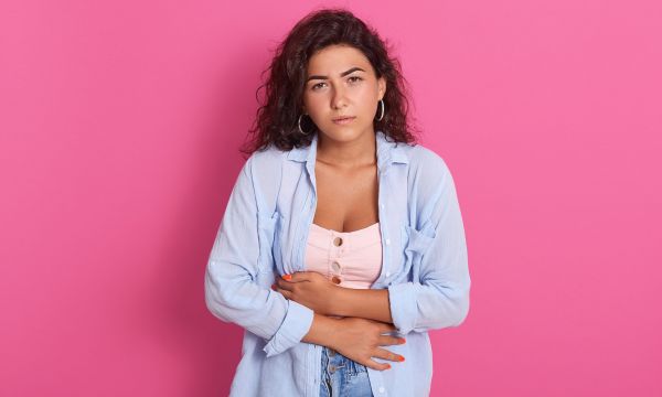 Φούσκωμα, καούρες και μειωμένη όρεξη είναι σημάδια αυτού του τύπου καρκίνου