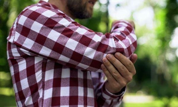 Μαντεύετε με ποιο φρούτο κάθε μέρα προστατεύετε την υγεία των οστών;