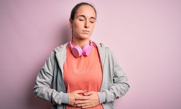 Γουργούρισμα εντέρου και διάρροια: Τι σημαίνει και πότε πρέπει να ανησυχήσετε