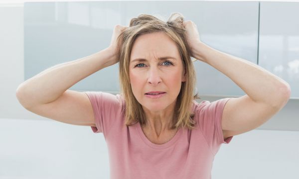 Λεμφοίδημα: Η «κρυφή» παρενέργεια του καρκίνου για την οποία κανείς δεν μιλάει