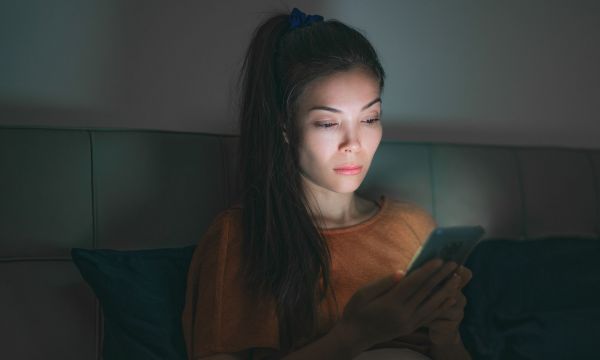 Ο ύπνος στο απόλυτο σκοτάδι κάνει καλό στην καρδιά - Δείτε γιατί