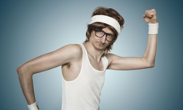 Ποια διαλειμματική δίαιτα επί 1 μήνα μειώνει λίπος, αλλά επιδρά αρνητικά στους μυς