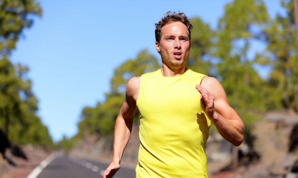 Ο απίστευτα προφανής λόγος για τον οποίο η άσκηση μειώνει τον κίνδυνο καρκίνου