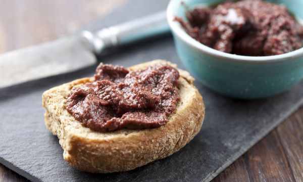 Υψηλά επίπεδα παντοτινού χημικού σε ελληνικά παξιμάδια με ελαιόλαδο - Πανευρωπαϊκό πρόβλημα τα TFAs