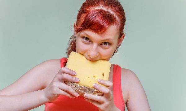 Ποια τυριά προστατεύουν την υγεία του εγκεφάλου – Έρευνα