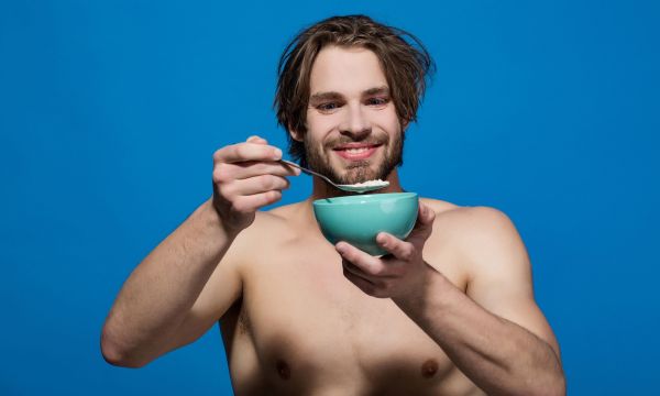 Ο καλύτερος τρόπος να τρώτε βρόμη για μεγαλύτερη ανάπτυξη μυών