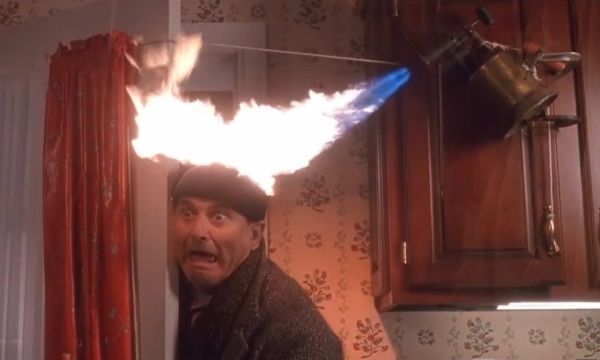 Γιατί οι ληστές στο “Μόνος στο Σπίτι” είναι ιατρικά... θαύματα: Τι θα πάθαιναν στην πραγματικότητα