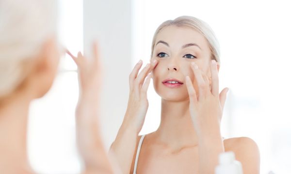 7 προϊόντα περιποίησης δέρματος που προκαλούν φωτοευαισθησία