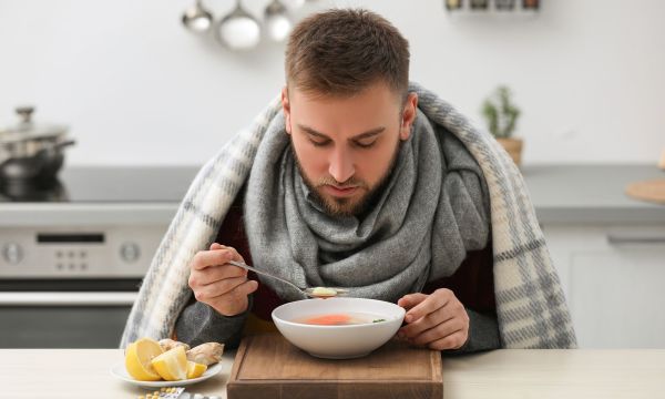 Τι βοηθάει πραγματικά όταν είστε άρρωστοι - Αντιστοίχιση τροφών με συμπτώματα