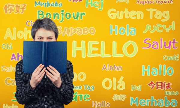 Πώς η εκμάθηση μιας δεύτερης γλώσσας προστατεύει τον εγκέφαλο