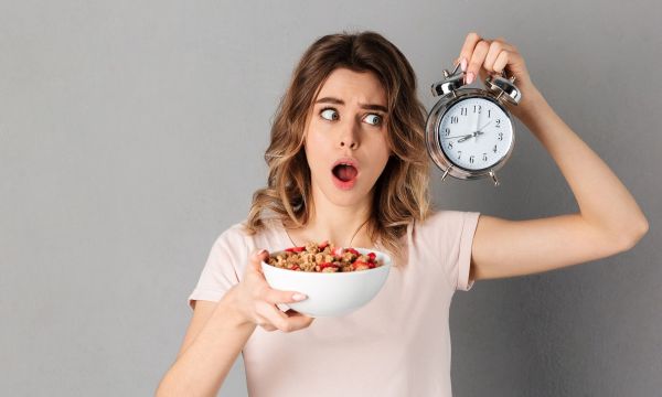 Τα πραγματικά οφέλη της διαλειμματικής νηστείας - Νέα έρευνα βάζει τα πράγματα στη θέση τους