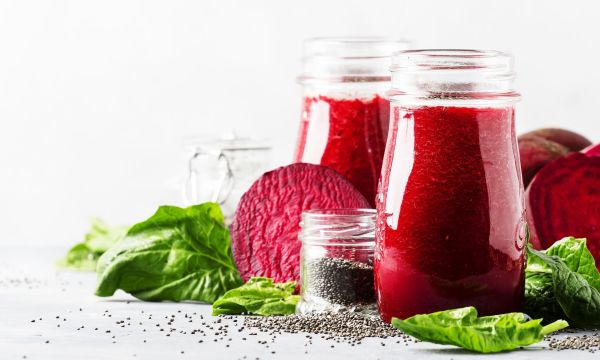 Τι συμβαίνει στο σώμα σας όταν πίνετε χυμό παντζαριού με σπόρους Chia