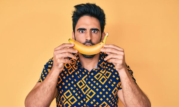 Τι κάνουν οι μπανάνες στα νεφρά: Πότε βοηθούν και πότε γίνονται πρόβλημα