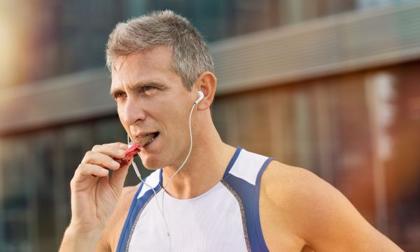 Τα μοναδικά θρεπτικά συστατικά που κάθε άνδρας άνω των 40 πρέπει να προσέχει