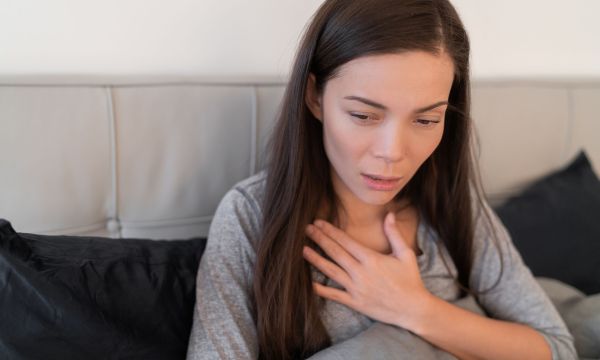 “Μήπως ήταν έμφραγμα αυτό που μόλις ένιωσα”; Τι να κάνετε επιτόπου