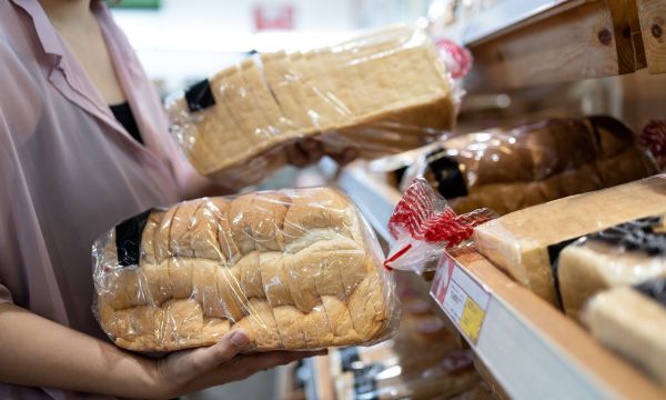 Πώς να επιλέξετε το πιο υγιεινό ψωμί τοστ στο σούπερ μάρκετ