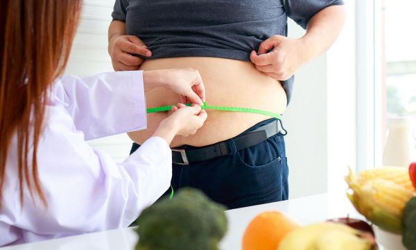 Παχυσαρκία ενηλίκων: Με αναπηρία το 10% των δικαιούχων του «Προλαμβάνω» - Εξετάσεις κατ' οίκον