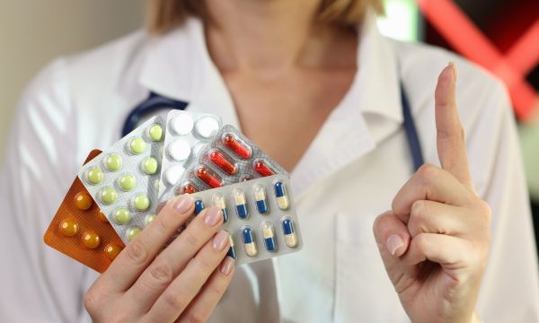 Ποια φάρμακα είναι επικίνδυνο να διακοπούν απότομα - Τι θέλουν να γνωρίζετε οι γιατροί