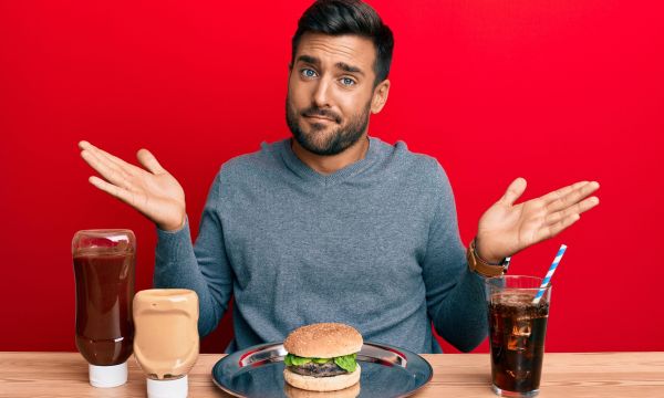 Οι 8 χειρότερες τροφές για την υγεία του προστάτη