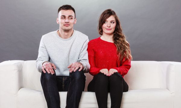 Γιατί πολλοί άνδρες δεν αντιλαμβάνονται τα προφανή σημάδια φλερτ