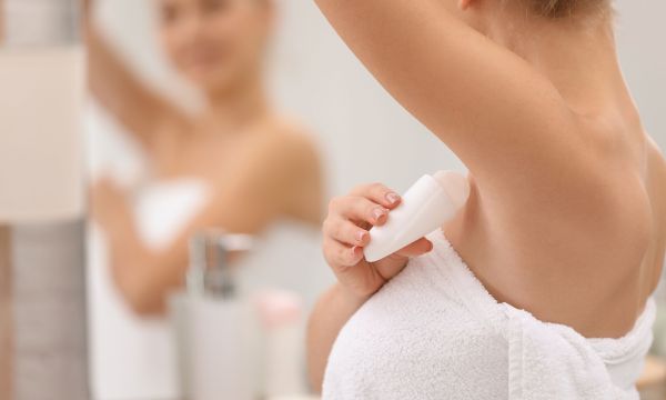 Τι πρέπει να γνωρίζετε για τους ενδοκρινικούς διαταράκτες στα καλλυντικά