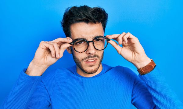 Αποκόλληση αμφιβληστροειδούς: Επείγοντα σημάδια – Ξαφνικές αλλαγές στην όραση