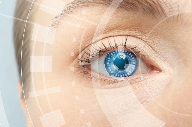 bigstock Ophthalmologist concept Woman 169383290