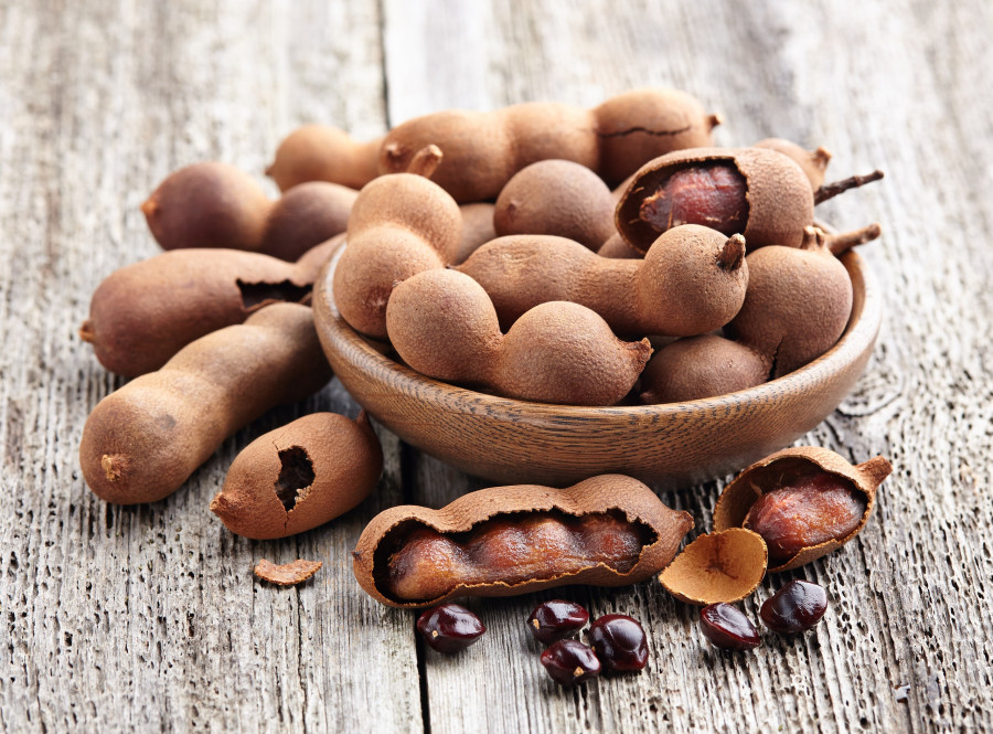 Tamarind-fruit-with-seeds