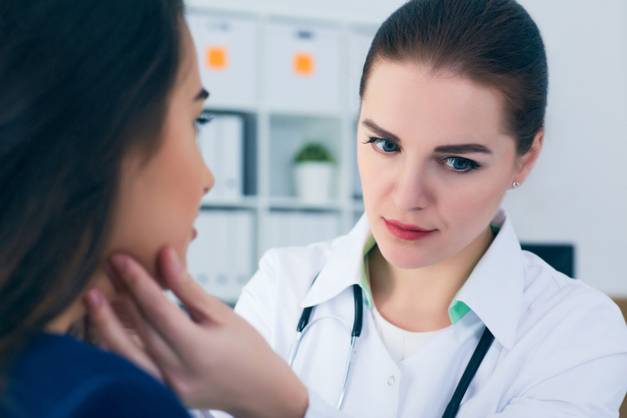Doctor-Lymph-Nodes-Patient-Throat