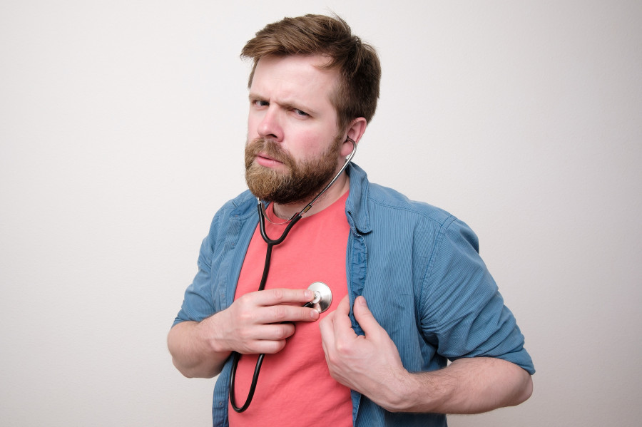 Anxious-Suspicious-Worried-Heart-Stethoscope