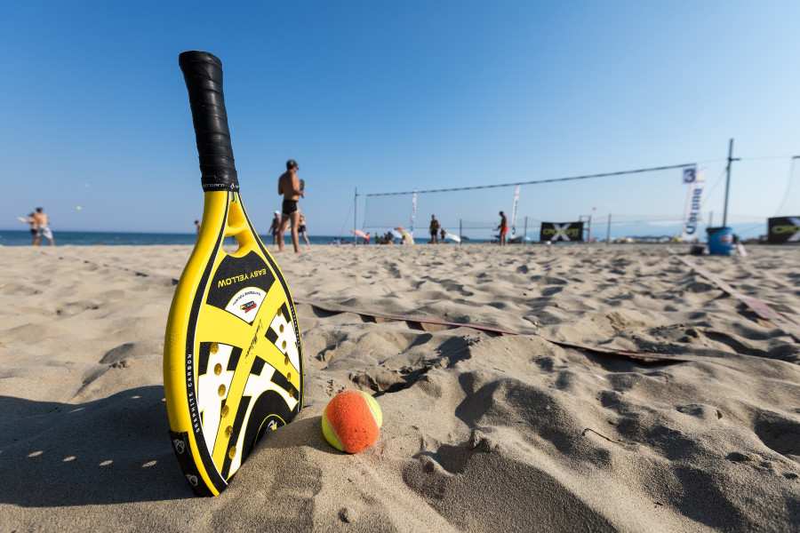 beach-racket-ball