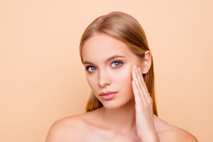Girl With Smooth Soft Oiled skin