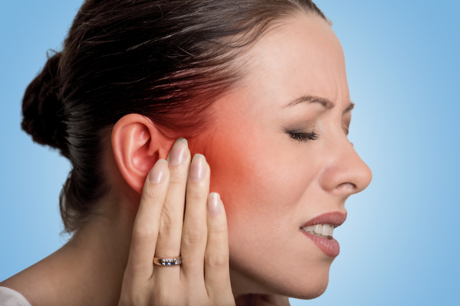 Tinnitus ear infection pain otitis