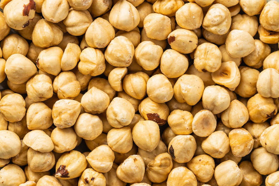 Peeled roasted hazelnuts