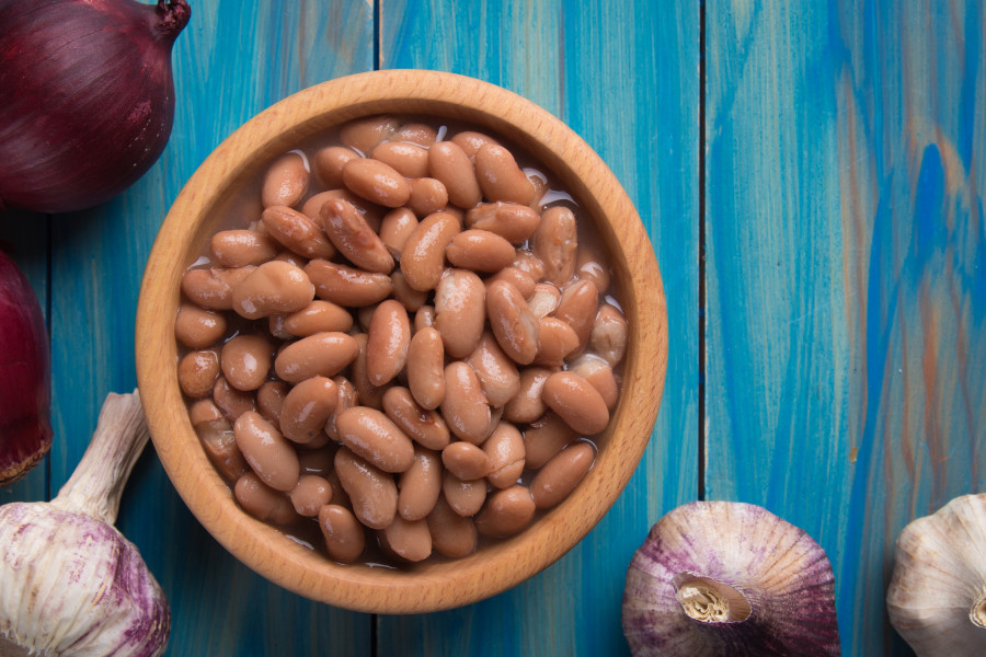 Cooked white kidney beans ready for eating