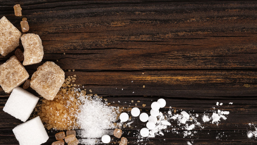 Various Types Of Sugar - Brown Sugar, White Sugar, Crystal Sugar